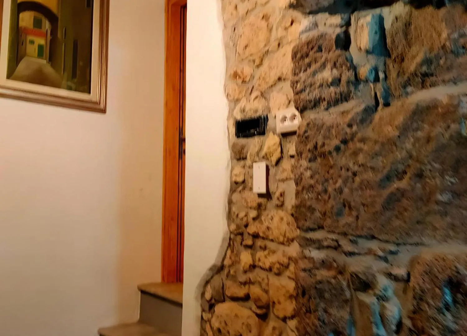 Favisi Rooms Sagama Bed & Breakfast